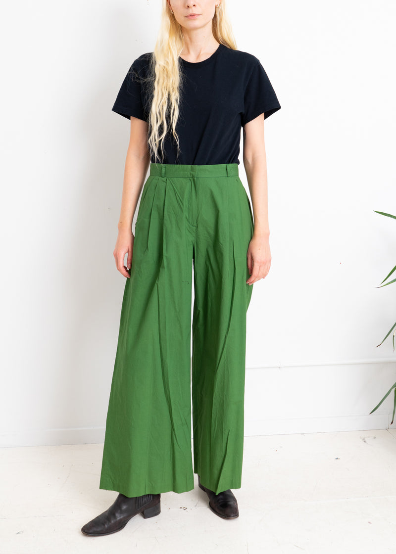Green wide leg pant with front pleating